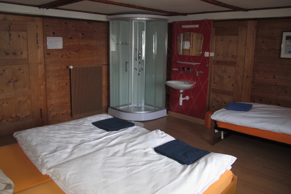 The Lodge Churwalden Bilik gambar