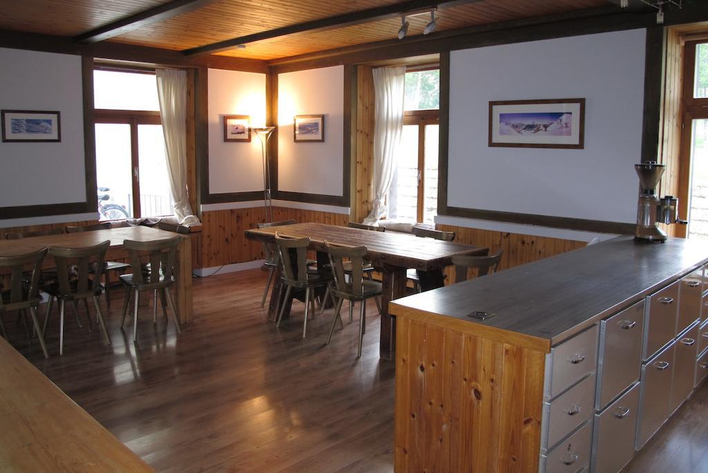 The Lodge Churwalden Bilik gambar
